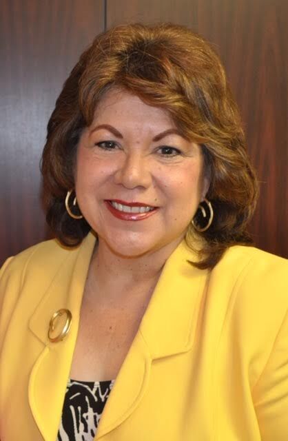 Eva Garza Dewaelsche